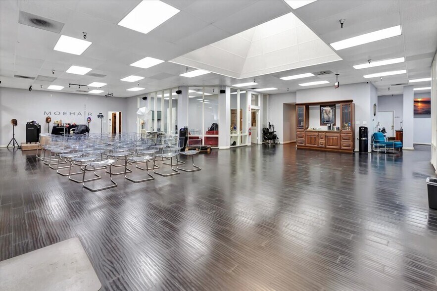 More Photos Of 1061 S Melrose St, Placentia Warehouse For Sale