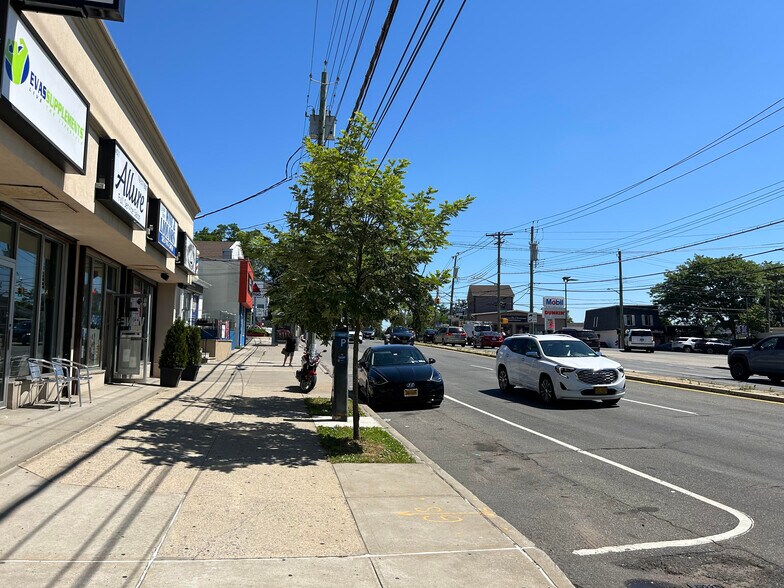 More Photos Of 4011 Hylan Blvd, Staten Island Storefront For Sale