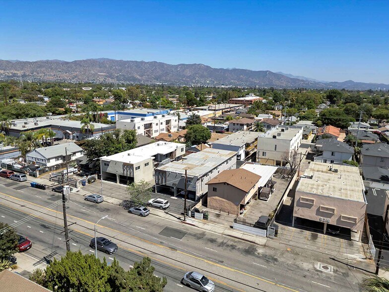 More Photos Of 5326 Cahuenga Blvd, North Hollywood Apartments For Sale