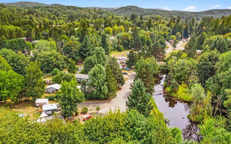 More Photos Of 1105 Riverside Dr, Vernonia Manufactured Housing Mobile Home Park For Sale