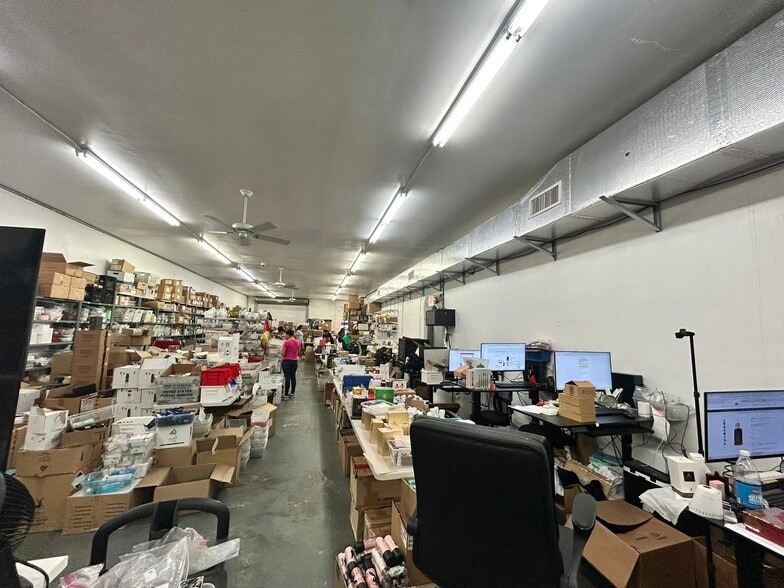 More Photos Of 2361 SW 57th Ave, West Park Service For Lease