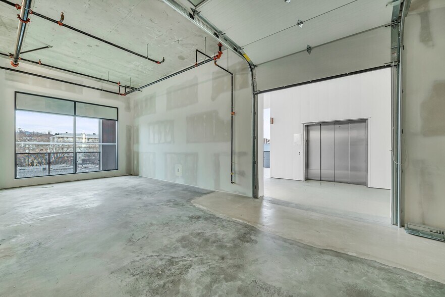 More Photos Of 8250 Manitoba St, Vancouver Flex For Sale