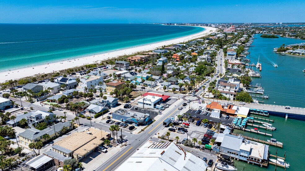More Photos Of 2000 Pass a Grille Way, Saint Pete Beach Restaurant For Sale