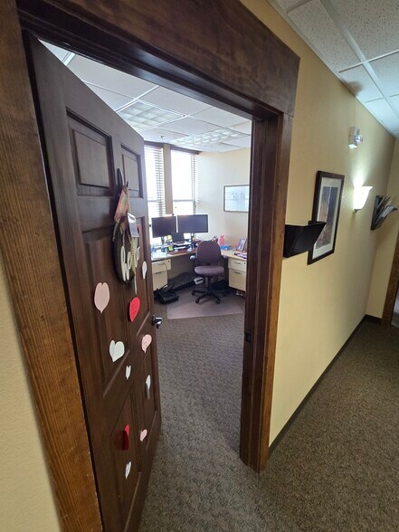 More Photos Of 287 E Fountain Blvd, Colorado Springs Medical For Sale