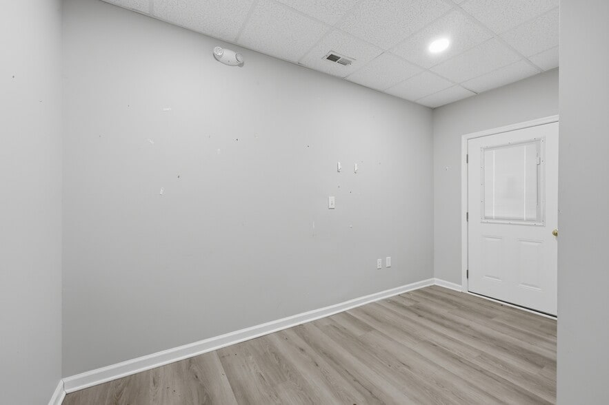 More Photos Of 2303 Pruden Blvd, Suffolk Healthcare For Sale
