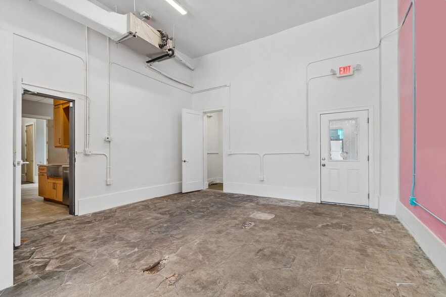 More Photos Of 2801-2805 Dr Martin Luther King Jr St N, Saint Petersburg Storefront Retail Office For Lease