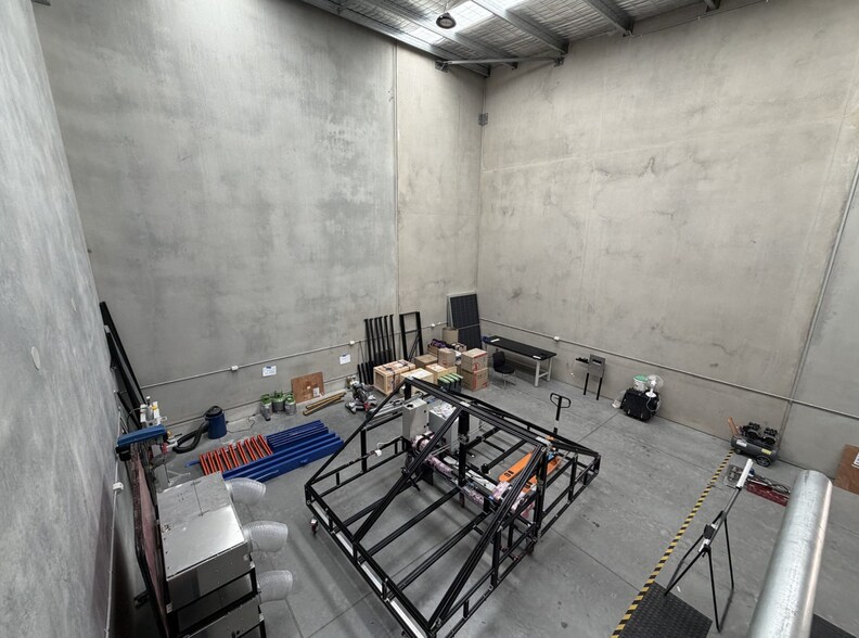 More Photos Of 61 Ashford Ave, Milperra Warehouse For Lease