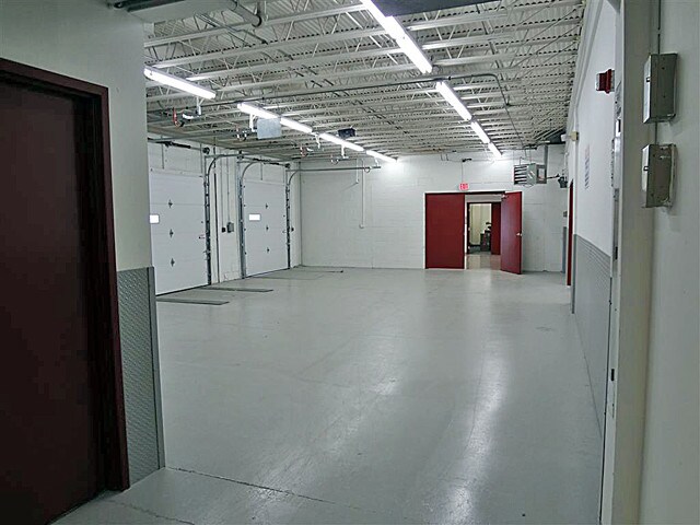 More Photos Of 3-6 Simm Ln, Newtown Manufacturing For Lease