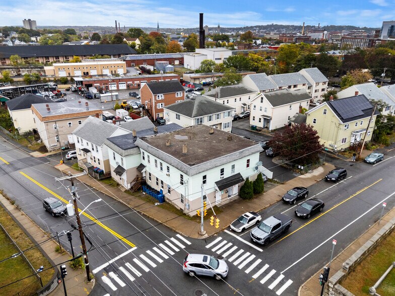 More Photos Of 915-921 Middlesex St, Lowell Apartments For Sale