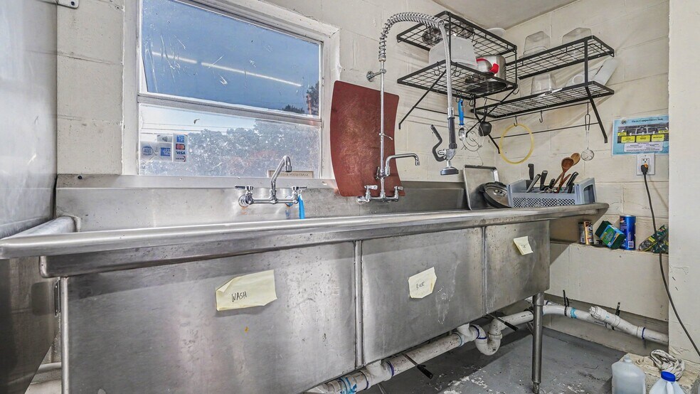 More Photos Of 430 #A 2nd Ave, Mayodan General Retail For Sale