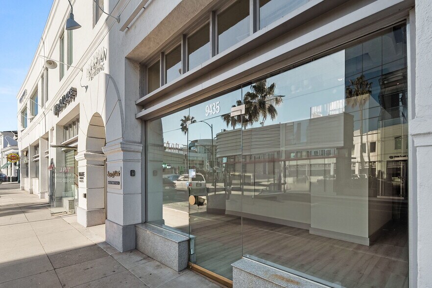 More Photos Of 9435-9439 Santa Monica Blvd, Beverly Hills Storefront Retail Office For Lease