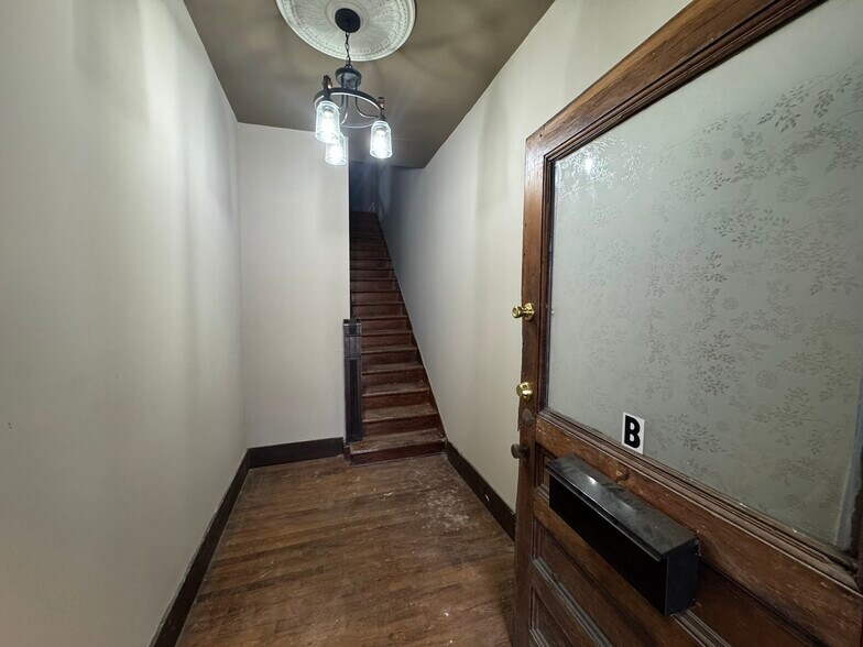 More Photos Of 903 Luttrell St, Knoxville Apartments For Sale