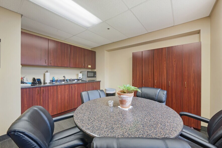 More Photos Of 1560 Beam Ave, Maplewood Medical For Sale