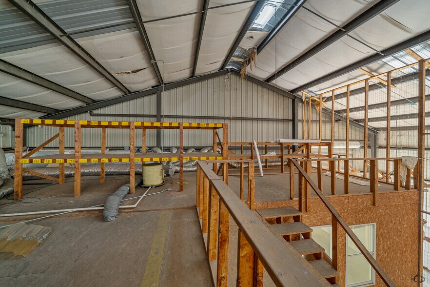More Photos Of 11641 SW 90th Ter, Ocala Warehouse For Lease