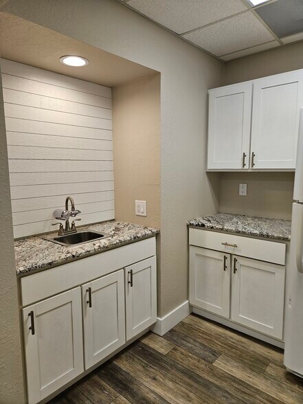 More Photos Of 706 Turnbull Ave, Altamonte Springs Office Residential For Lease