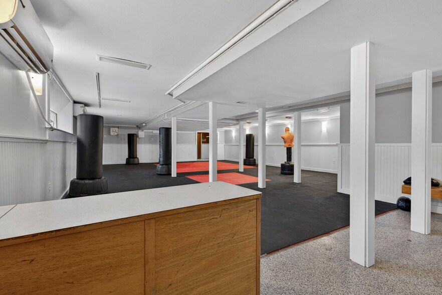More Photos Of 415 Andover St, Georgetown Office For Lease