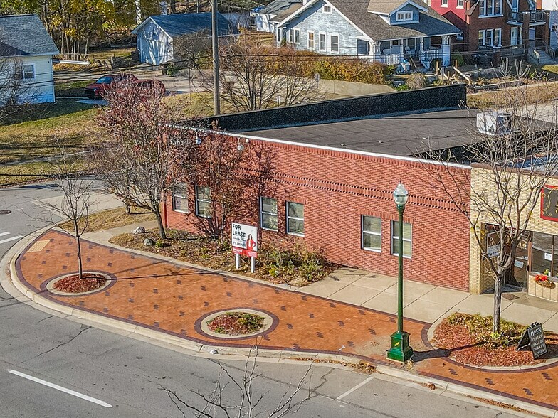 More Photos Of 35640 W Michigan Ave, Wayne Medical For Lease