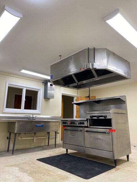 More Photos Of 2500 Olivet Ct, Greensboro Assisted Living For Lease