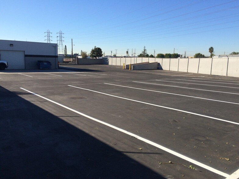 More Photos Of 8321 Monroe Ave, Stanton Contractor Storage Yard For Sale
