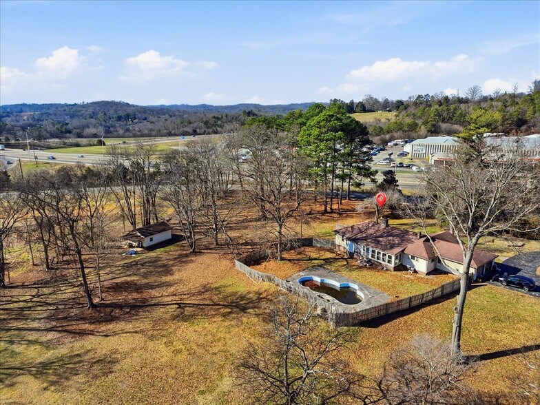 More Photos Of 945 Crescent, Louisville Land For Sale