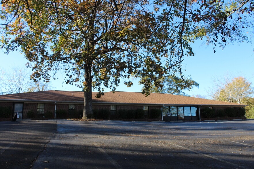 More Photos Of 1324-1325 Highway 195, Jasper Assisted Living For Sale