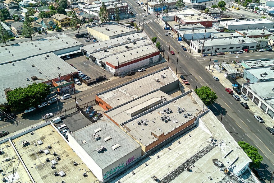 More Photos Of 3858 Broadway Pl, Los Angeles Warehouse For Lease