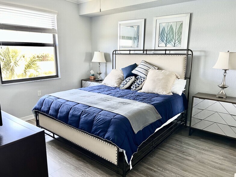 More Photos Of , Bradenton Unknown For Sale