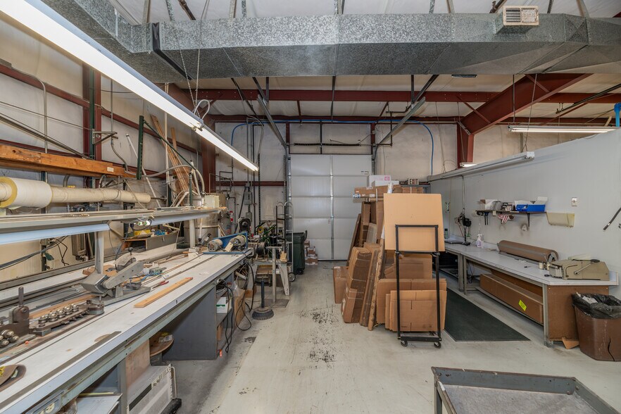 More Photos Of 1003 Clarence Larson Dr, Oak Ridge Warehouse For Sale