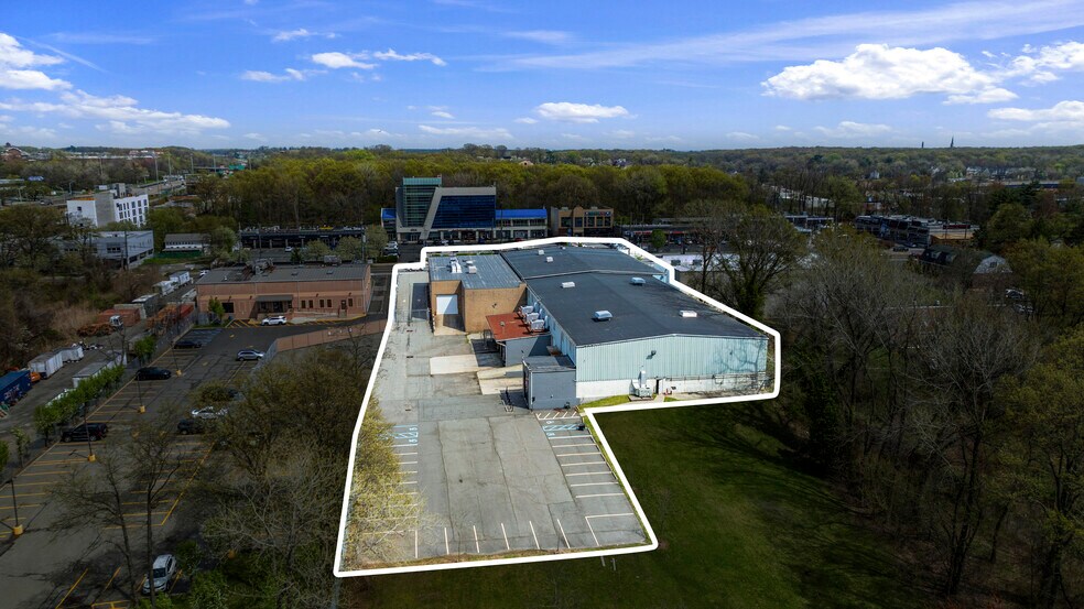 More Photos Of 4865 Arthur Kill Rd, Staten Island Warehouse For Sale