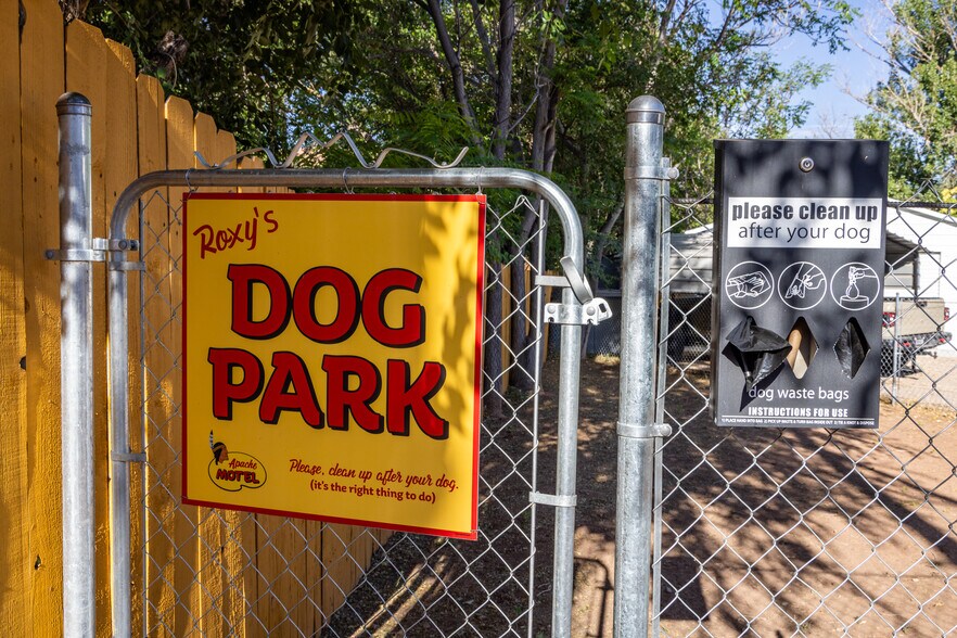 More Photos Of 166 S 400 E, Moab Hotel For Sale