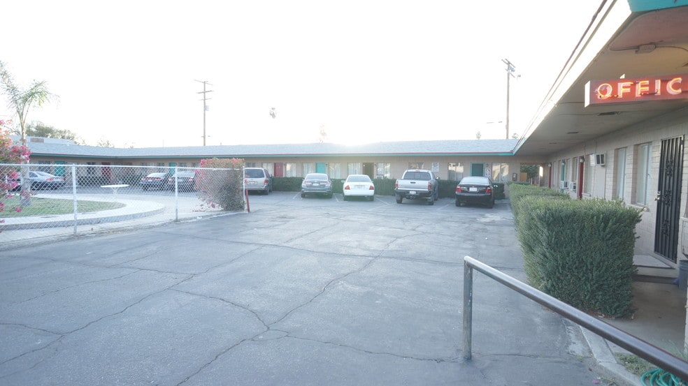 More Photos Of 475 N San Jacinto St, Hemet Hotel For Sale