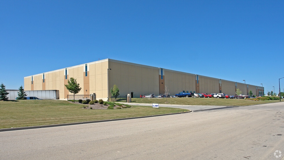 More Photos Of 10277 Venice Ave, Sturtevant Warehouse For Lease