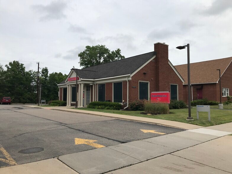 More Photos Of 23700 Goddard Rd, Taylor Bank For Sale
