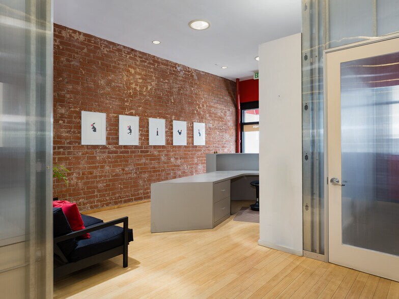 More Photos Of 1424 Marcelina Ave, Torrance Freestanding For Lease