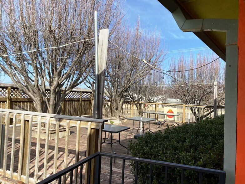 More Photos Of 2130 Alameda St, Norman Restaurant For Sale