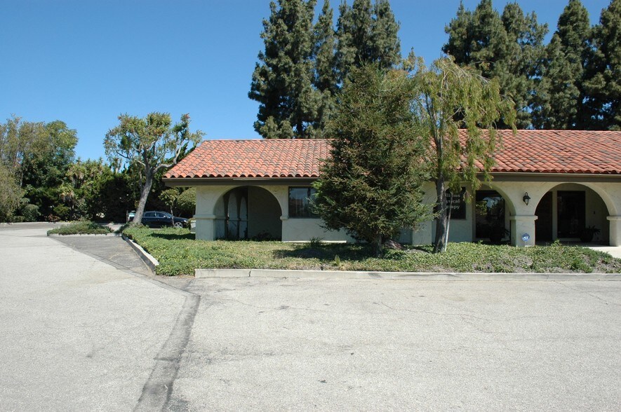 More Photos Of 970 Petit Ave, Ventura Medical For Sale