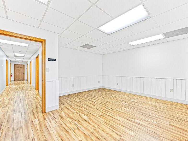 More Photos Of 2159 Hendersonville Rd, Arden Medical For Lease