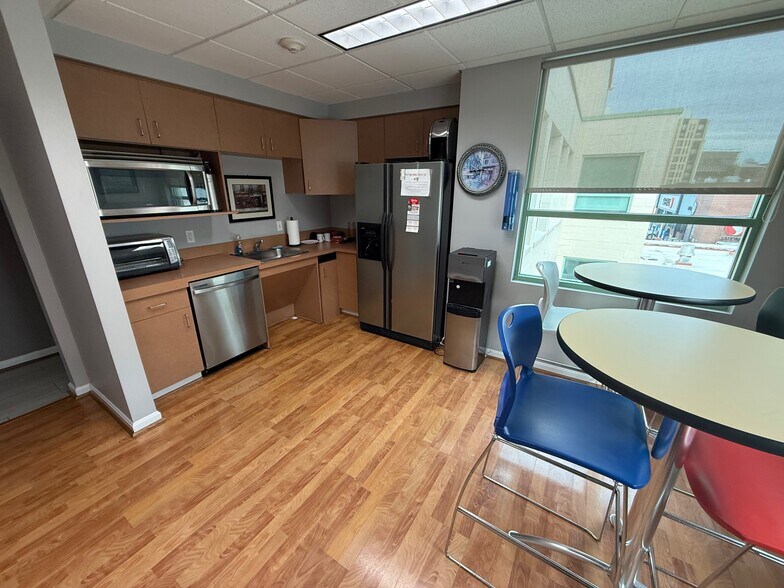 More Photos Of 912 Thayer Ave, Silver Spring Loft Creative Space For Sale