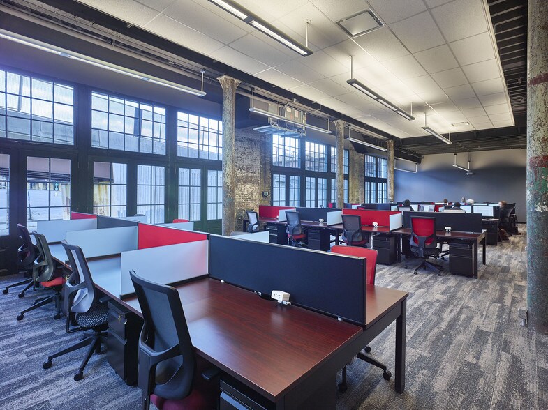 More Photos Of 333 W Ostend St, Baltimore Office For Lease