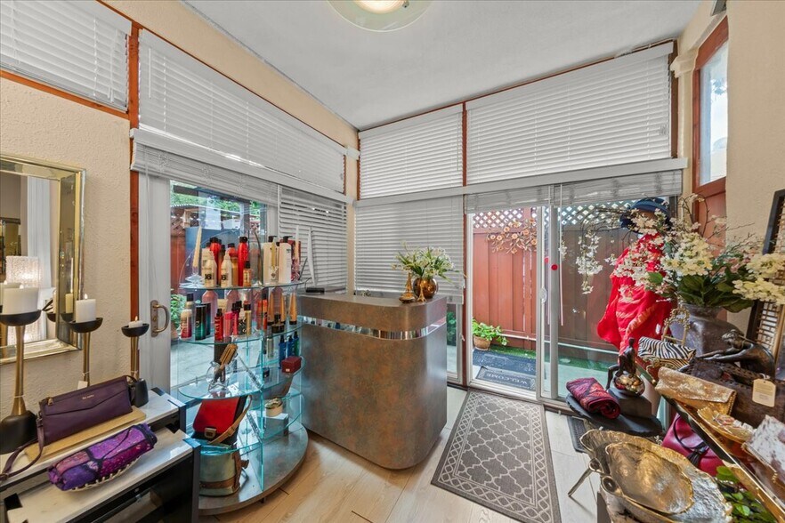 More Photos Of 1176 Laurel St, San Carlos Storefront Retail Residential For Sale