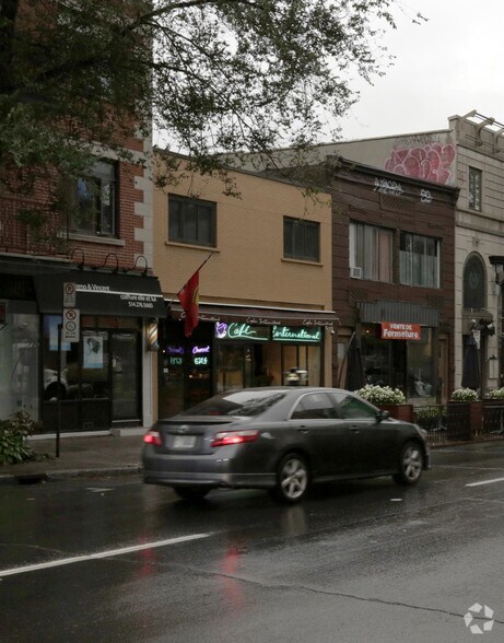 Primary Photo Of 6712-6714 Boul Saint-Laurent, Montréal Storefront Retail Residential For Lease