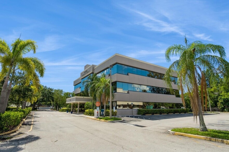 More Photos Of 1640 S CONGRESS Ave, Palm Springs Unknown For Lease