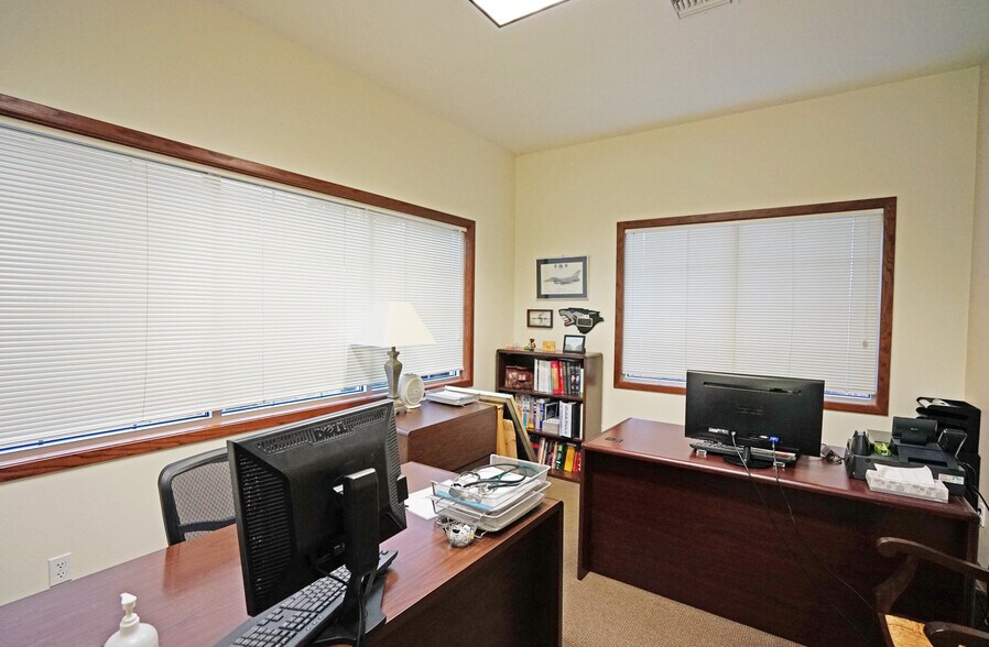 More Photos Of 3901 Creekside Loop, Yakima Medical For Lease