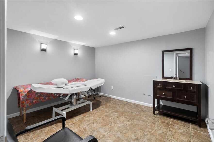 More Photos Of 39 Hudson St, South Glens Falls Storefront Retail Residential For Sale