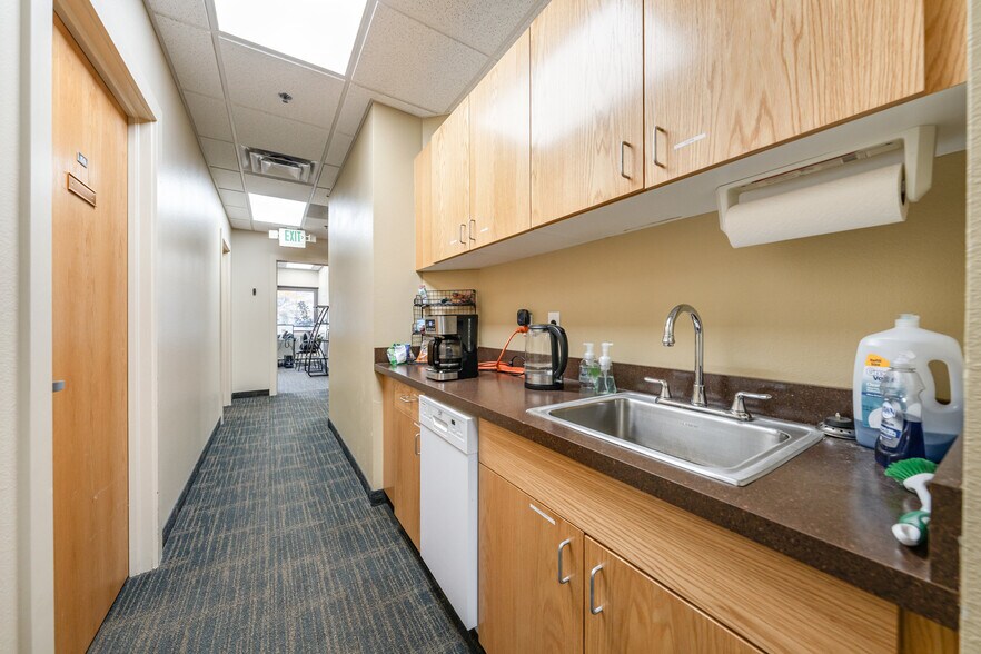 More Photos Of 5812 Venus Ave, Fort Collins Office For Lease