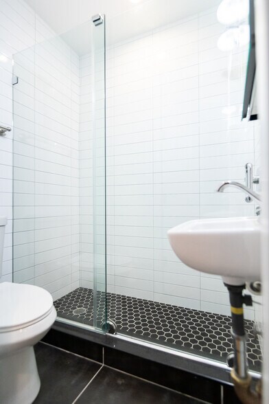 More Photos Of 51 Driggs Ave, Brooklyn Apartments For Sale