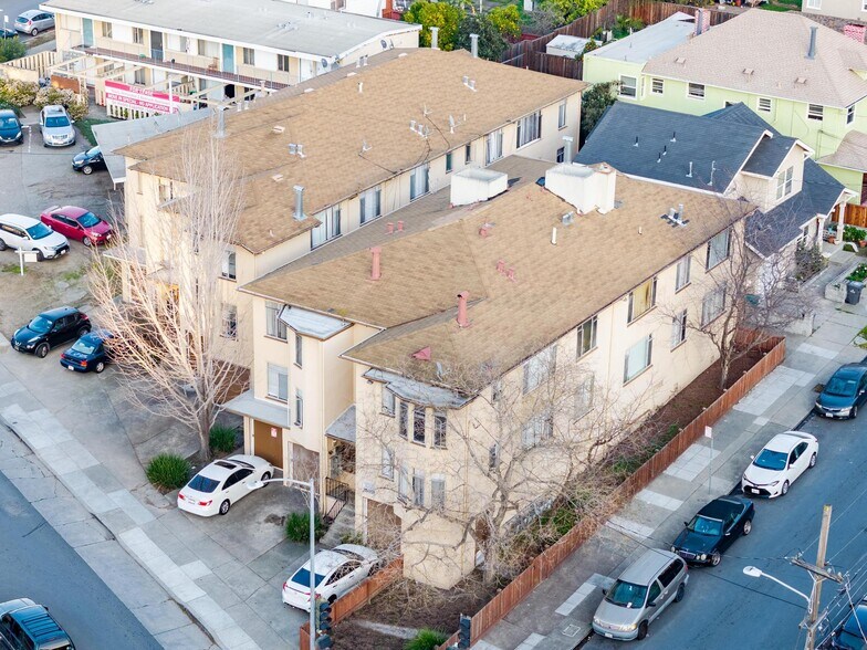 More Photos Of , Oakland Multifamily For Sale