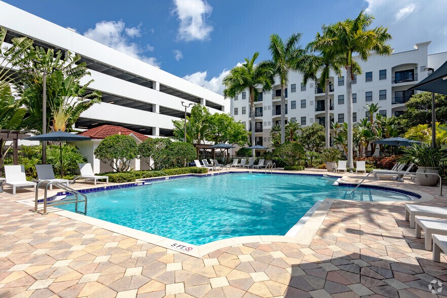 More Photos Of 1351 S Federal Hwy, Boynton Beach Apartments For Lease