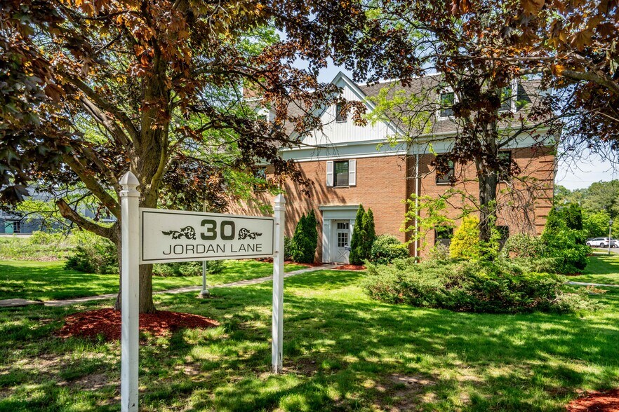 More Photos Of 30 Jordan Ln, Wethersfield Office For Sale