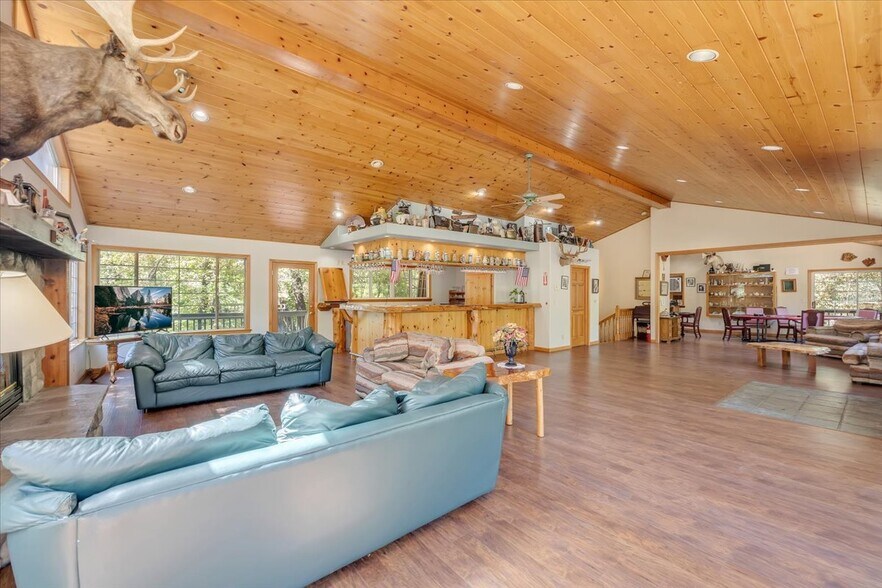 More Photos Of 22732 Middle Camp rd, Sonora Hotel For Sale